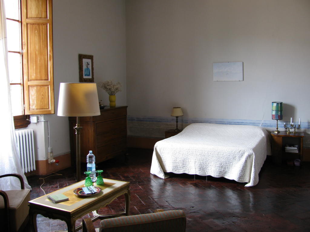 Hotel Le Tre Stanze Florenz Zimmer foto